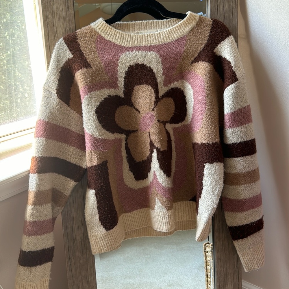 Altered State sweater, Size Medium